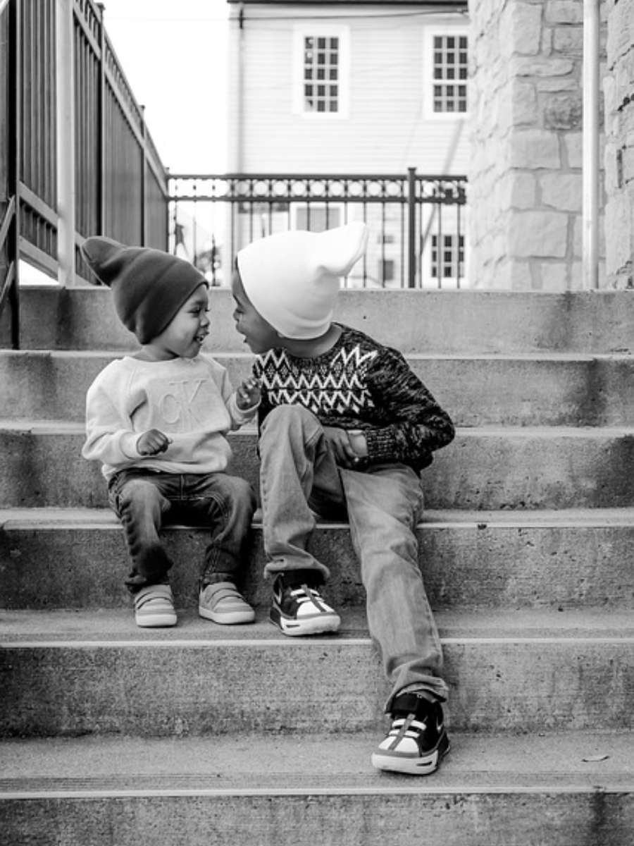 Voices & Encounters